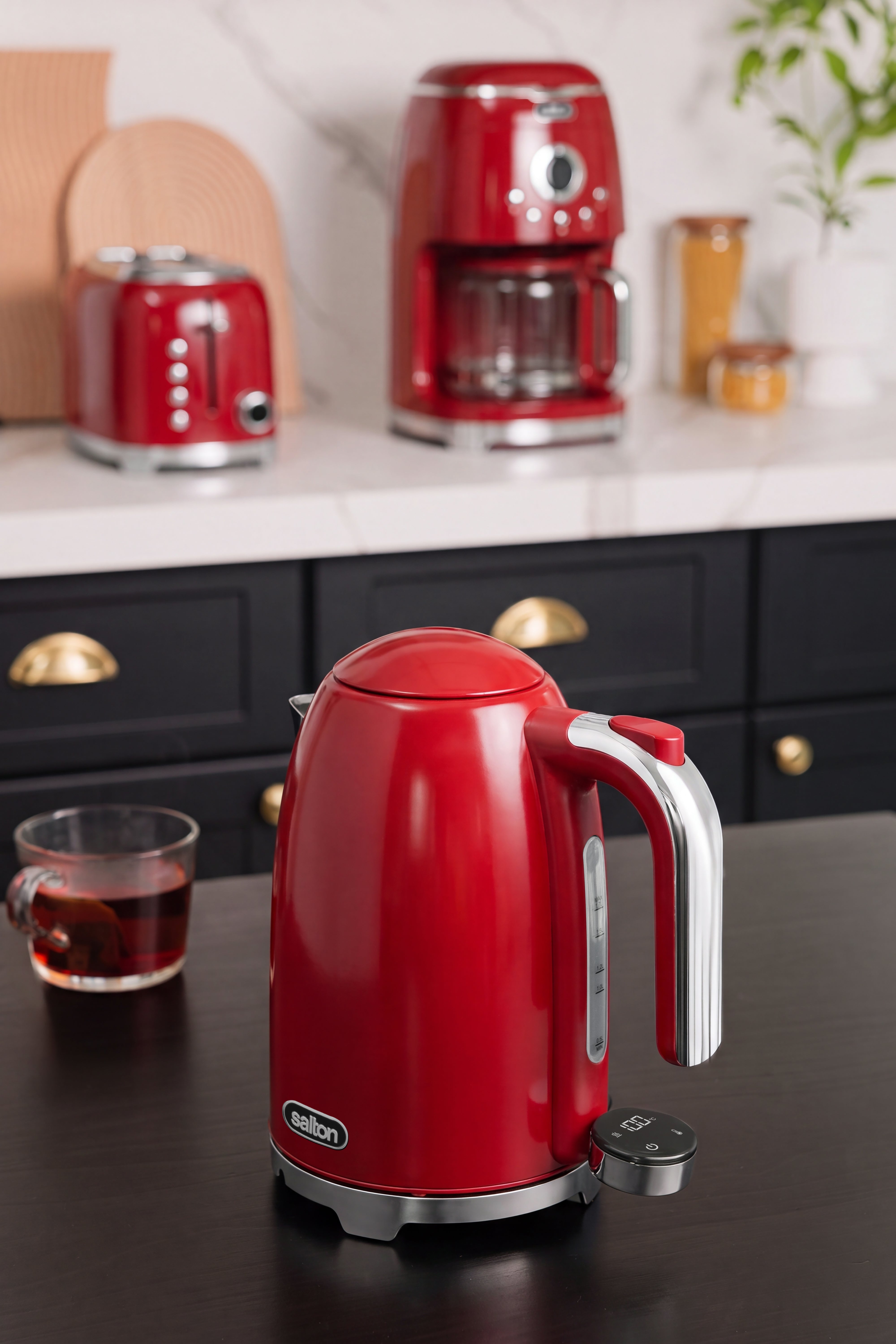 Salton NuRetro Digital Kettle