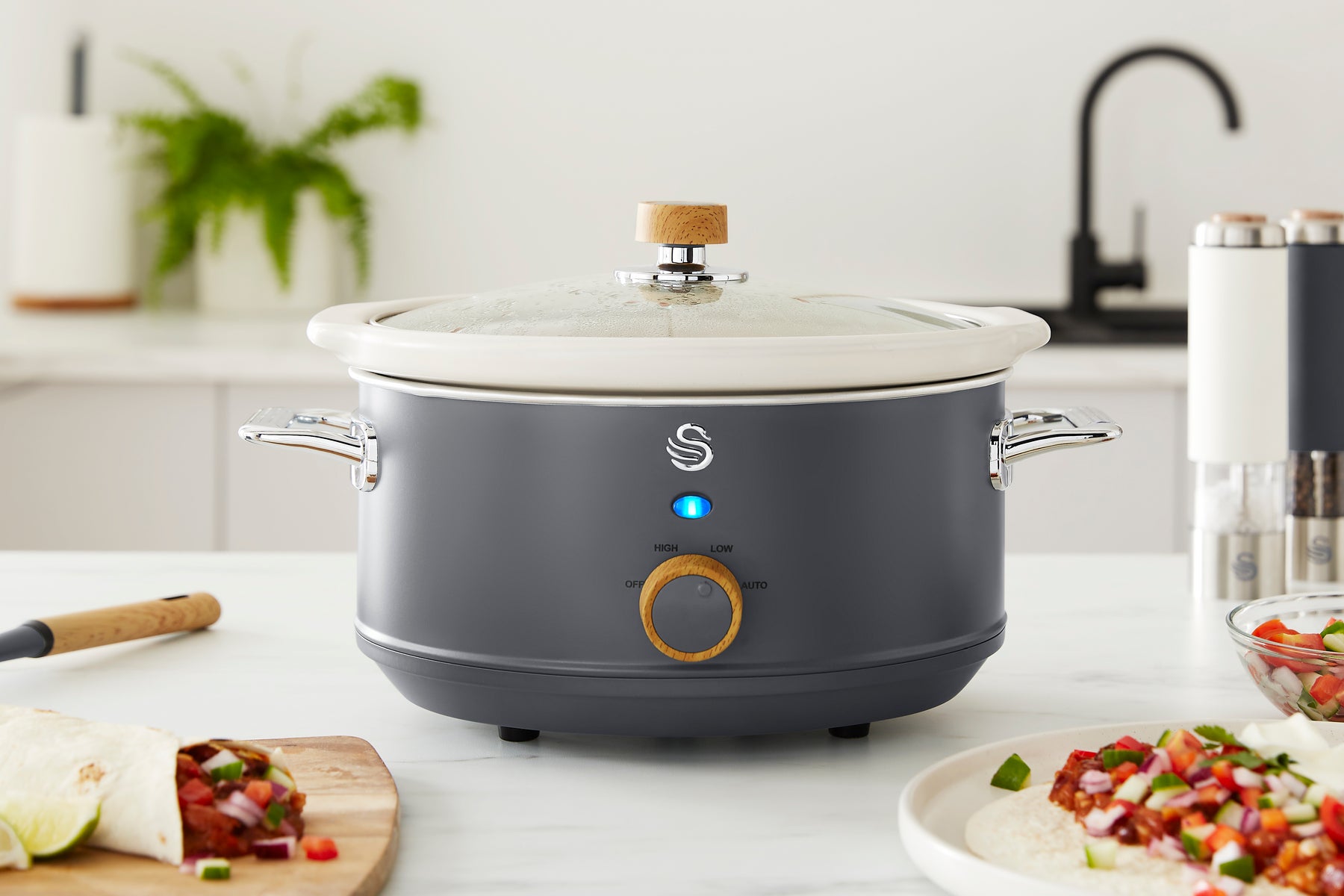 Swan 3.5L Nordic Slow Cooker Salton